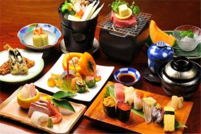 尤乐轩回转寿司